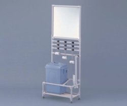 Roller Unit, with mirror | Dimensions (W x D x H) mm : 668 x 334 x 1800